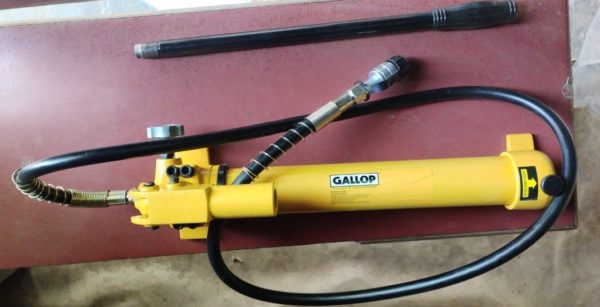 HYDRAULIC MANUAL PUMP - KCCP700